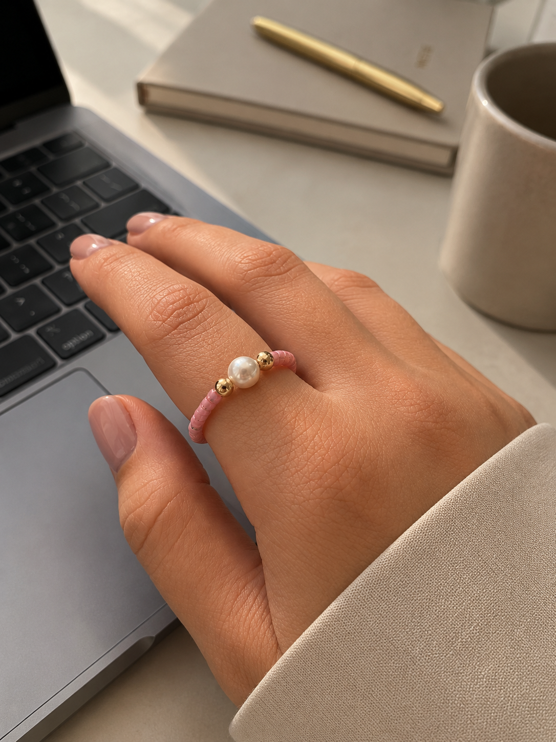 Rose & Pearls Ring