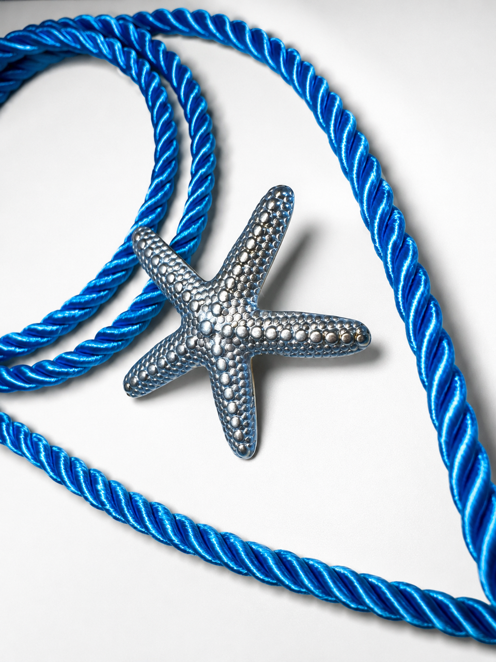 Marina Lariat