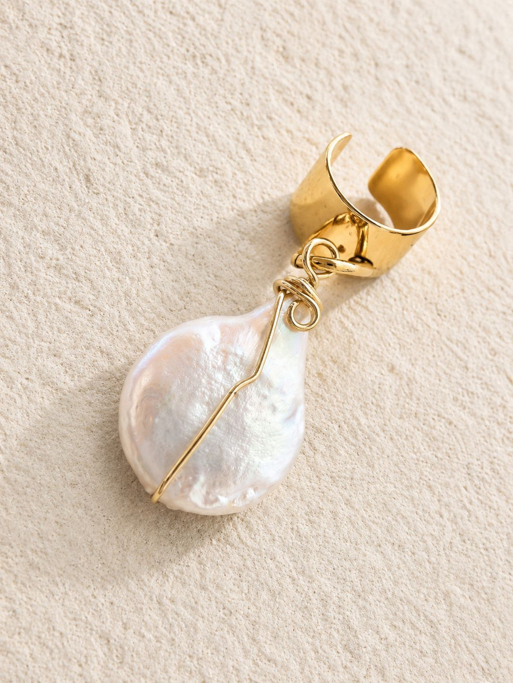 Pearl Drop Ear Cuff (1)