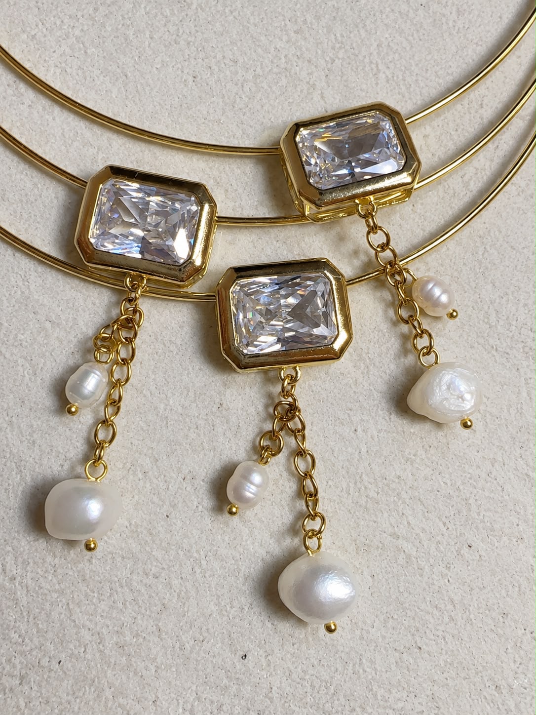 Gem Pearl Choker