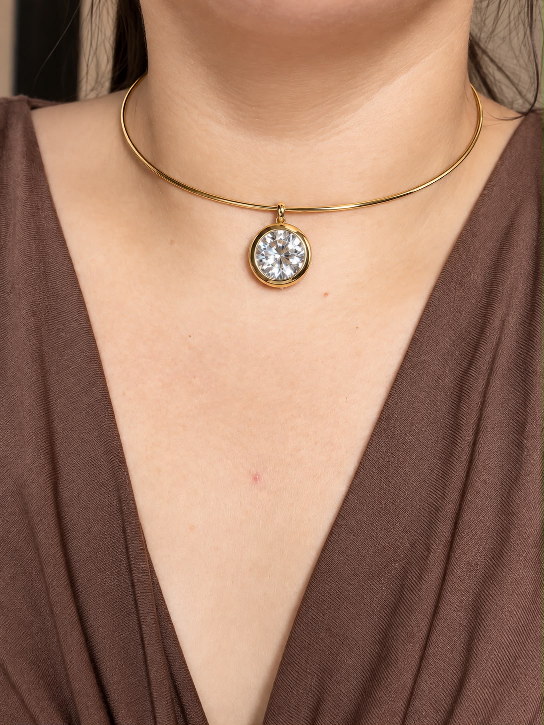 Gem Circule Choker